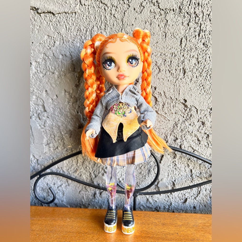Rainbow High Sparkle and Shine Clementine